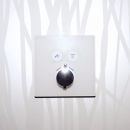 Rückwand mit Dekor Grasflüstern und eingebautem Unterputzthermostat