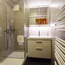 Badezimmer in Dekor Sichtbeton